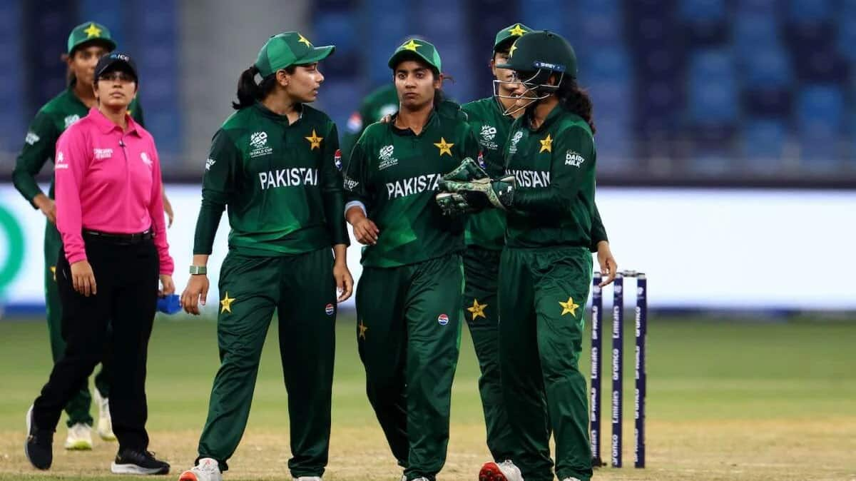 Women's T20 WC: Aakash Chopra takes dig at Team Pakistan