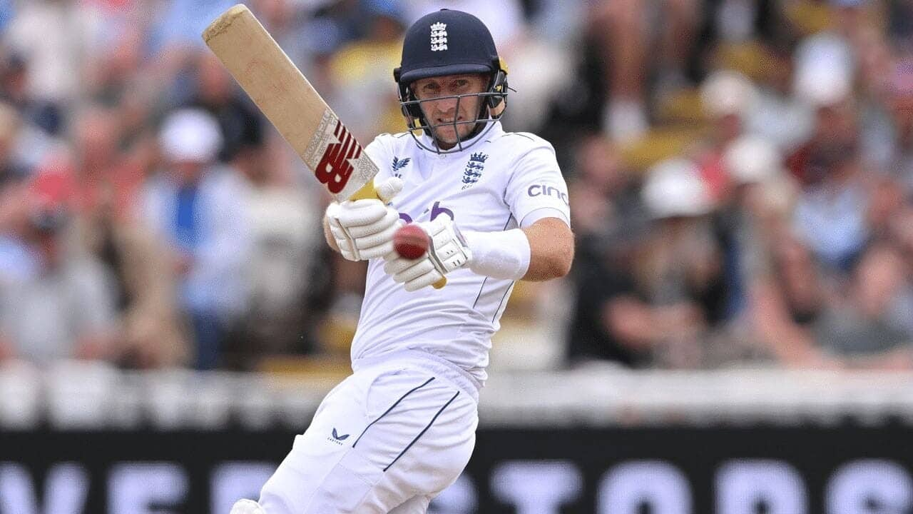 Prsenting batters with 1,600-plus runs in 4th innings (Test cricket)