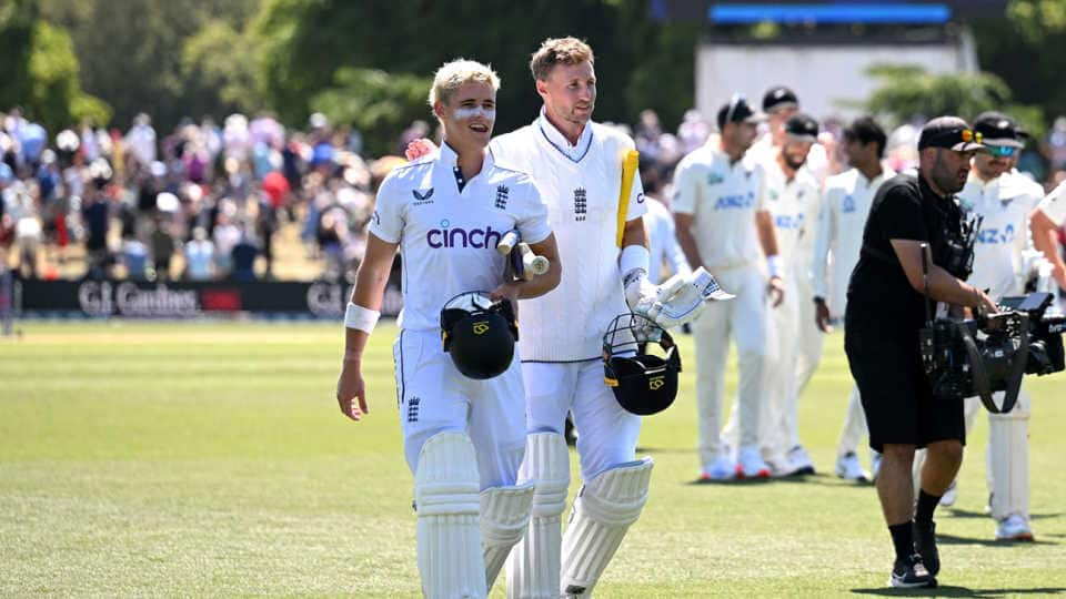 Jacob Bethell scores joint-second fastest half-century on Test debut: Stats 