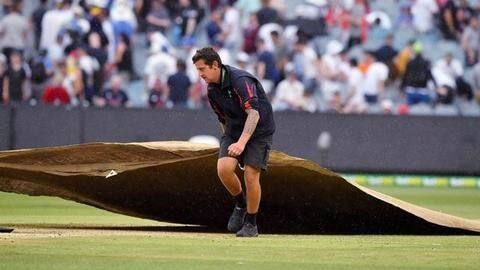 MCG pitch rated 'poor' after a dull Ashes Test draw MCG pitch rated 'poor' after a dull Ashes Test draw