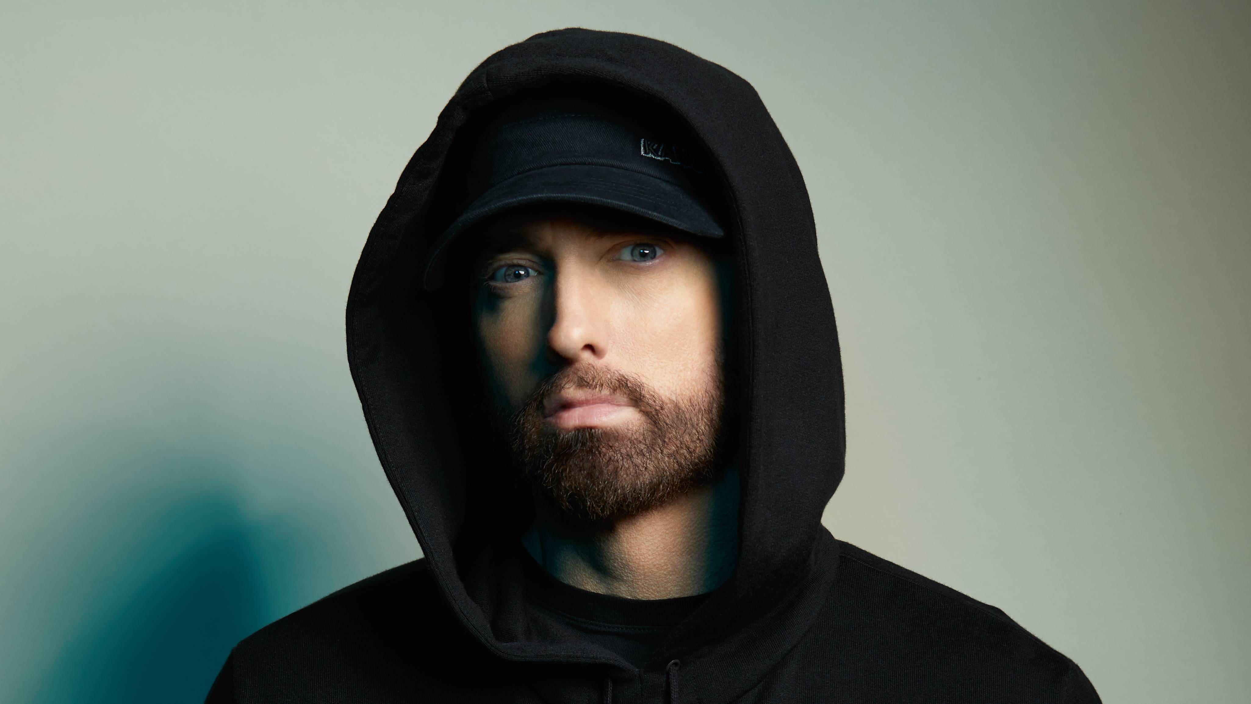 After a decade, Eminem returns to open the MTV VMAs