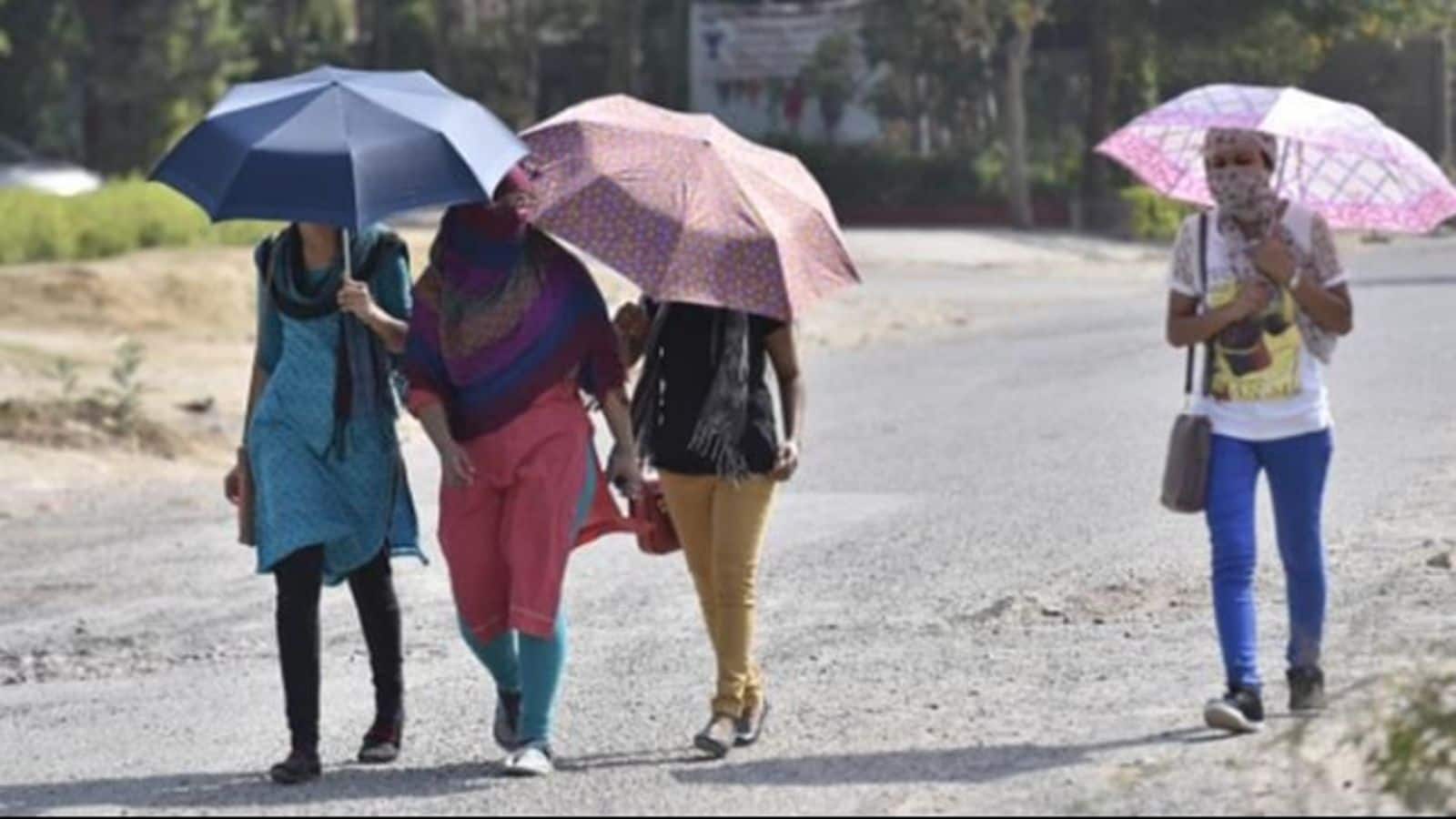 IMD issues 'heatwave to severe heatwave' warning for several states