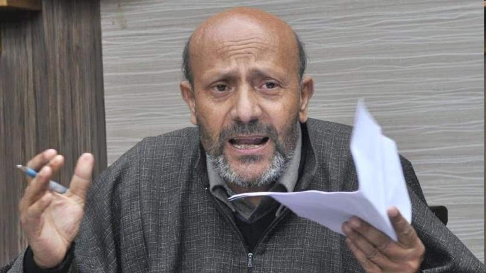 Jailed J&K MP Engineer Rashid can take oath: NIA 