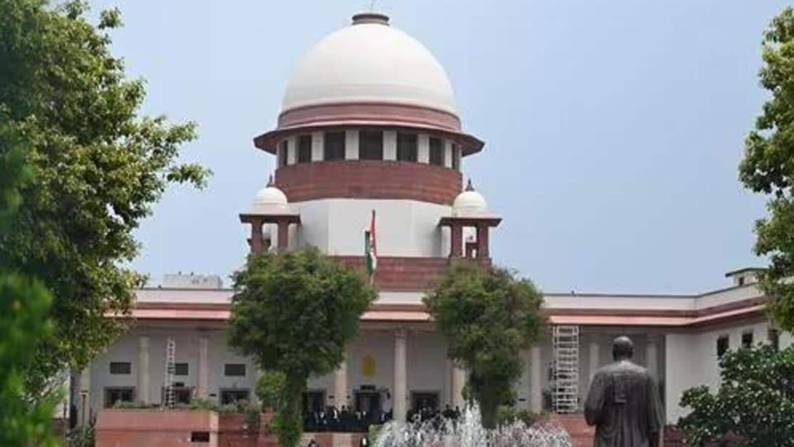 J&K: SC declines to hear plea challenging LG's nomination powers 