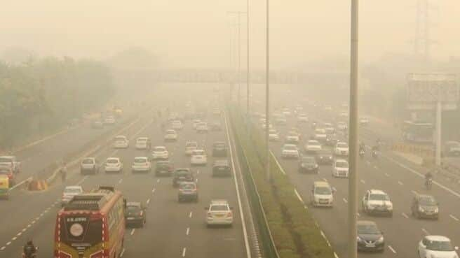 SC extends GRAP-4 pollution curbs in Delhi until further notice