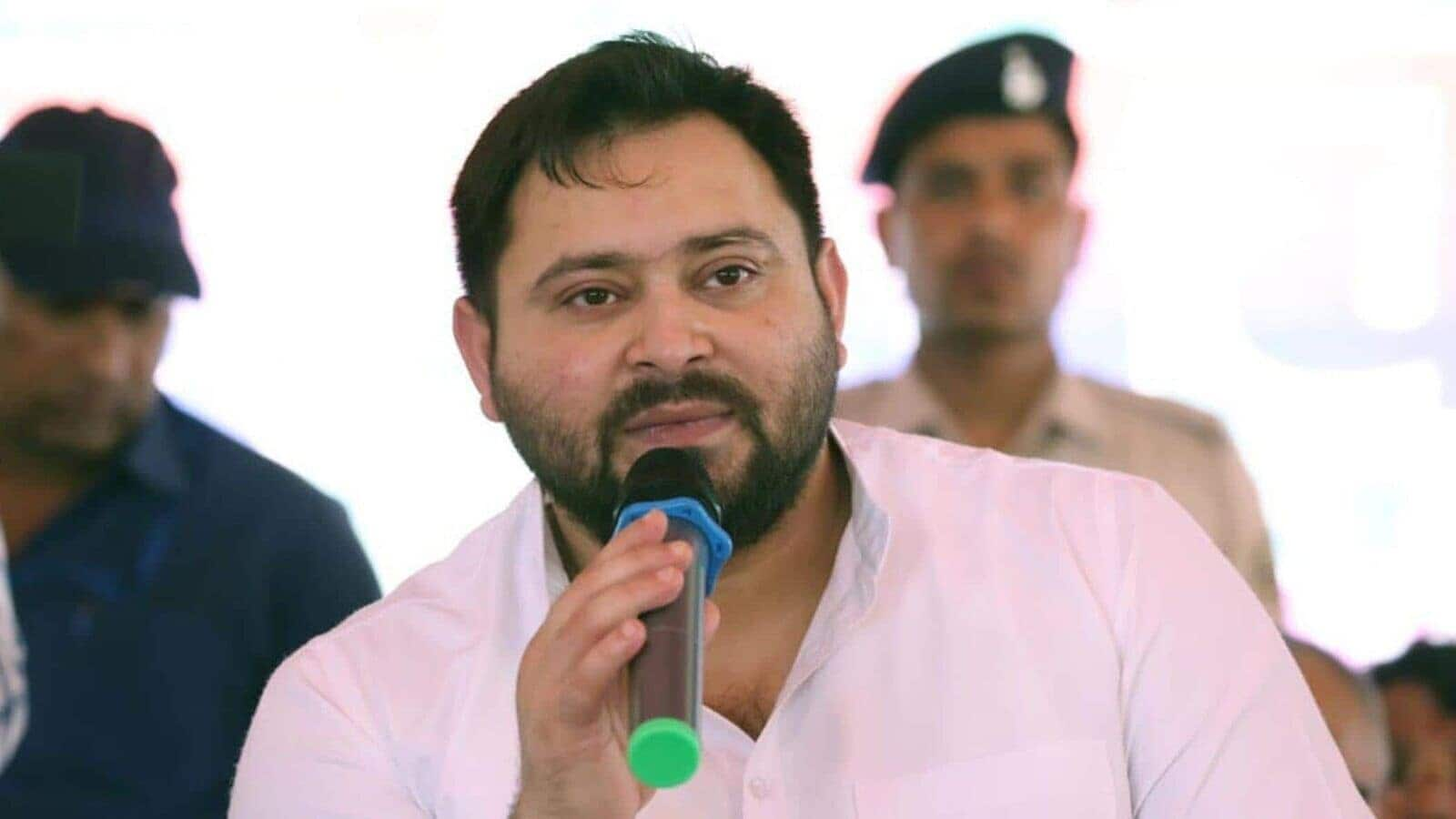 'Nitish's B-team...': Tejashwi slams Kishor's party, says BPSC aspirants 'misled'