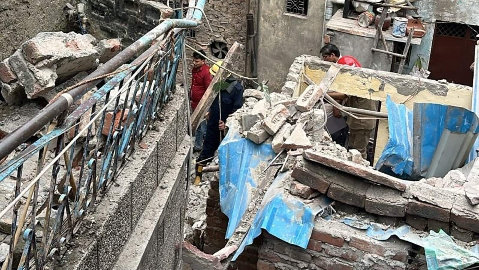 Delhi: Portion of Karol Bagh house collapses, residents feared trapped