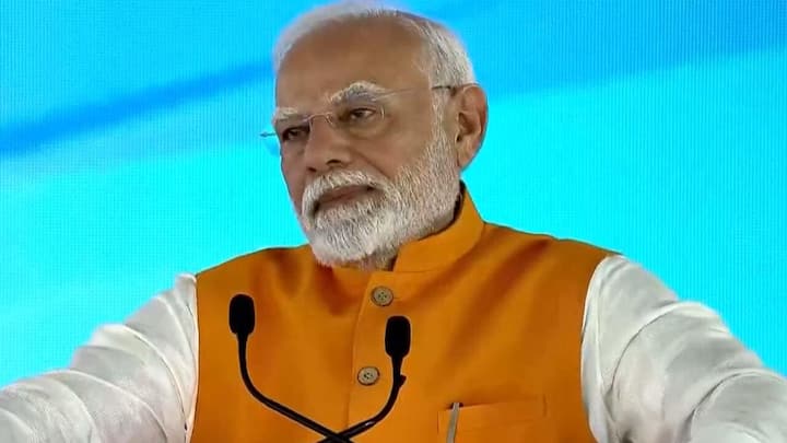 PM slams Delhi, Bengal for not implementing Ayushman Bharat