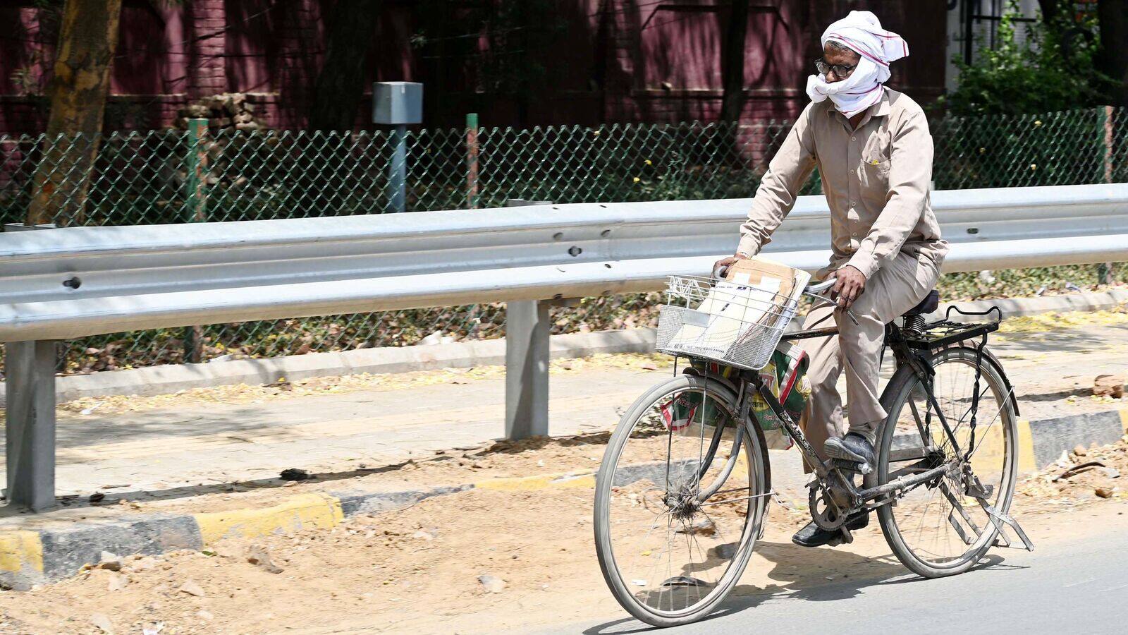 Severe heatwave in north India for 3 days