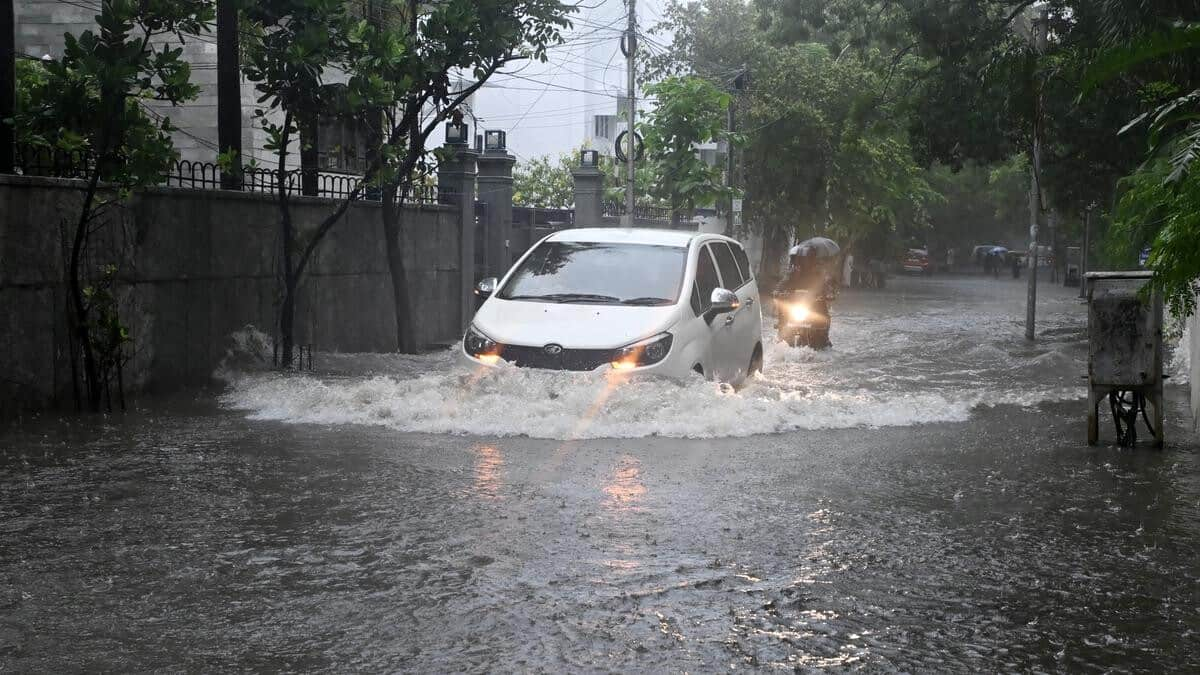 TN: Schools, colleges closed in several districts amid heavy rain