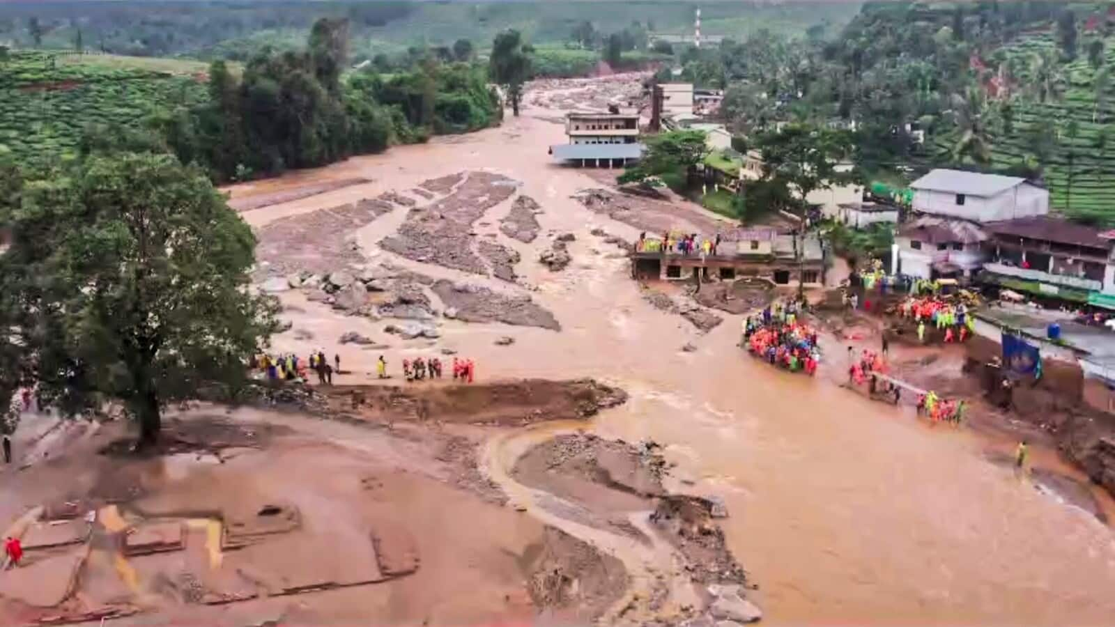 Kerala landslides: Toll reaches 143; schools, colleges shut