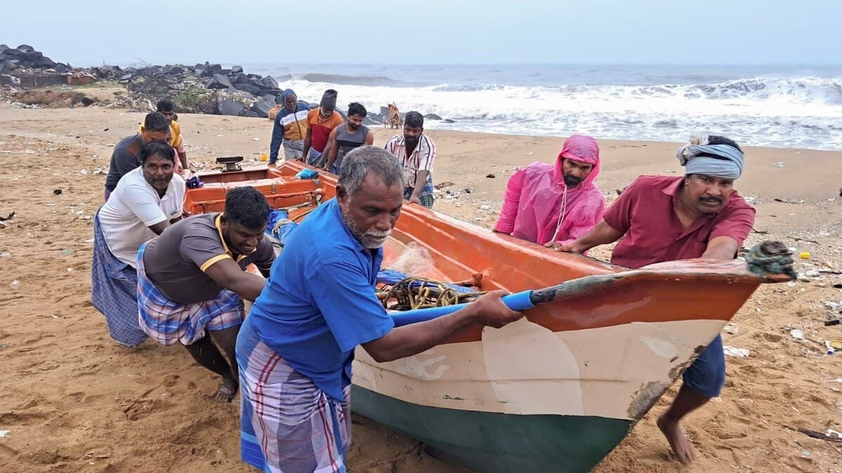 Cyclone Fengal: Deep depression heads to Puducherry coast, schools shut