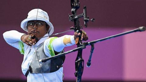 Kumari seals last-eight berth, ousts former world champion Russian Perova Kumari seals last-eight berth, ousts former world champion Russian Perova