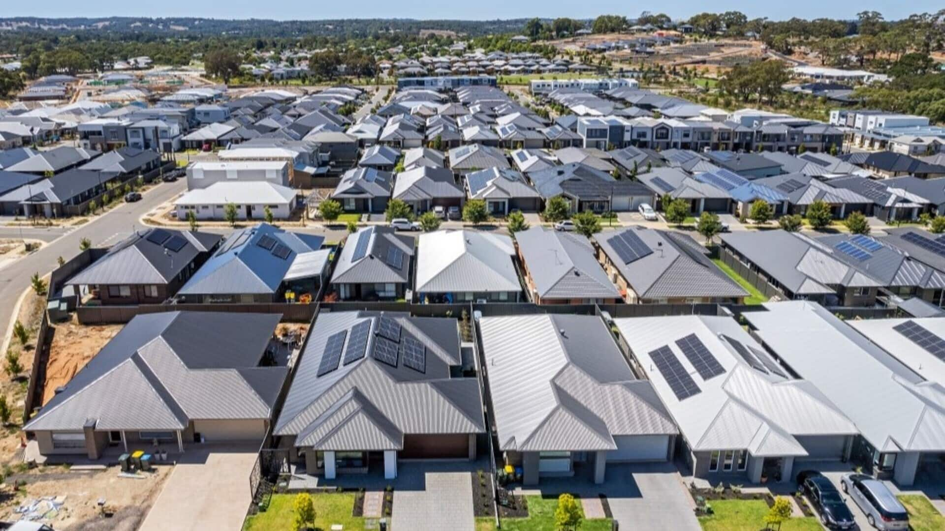 Australia imposes 2-year ban on foreigners buying existing homes