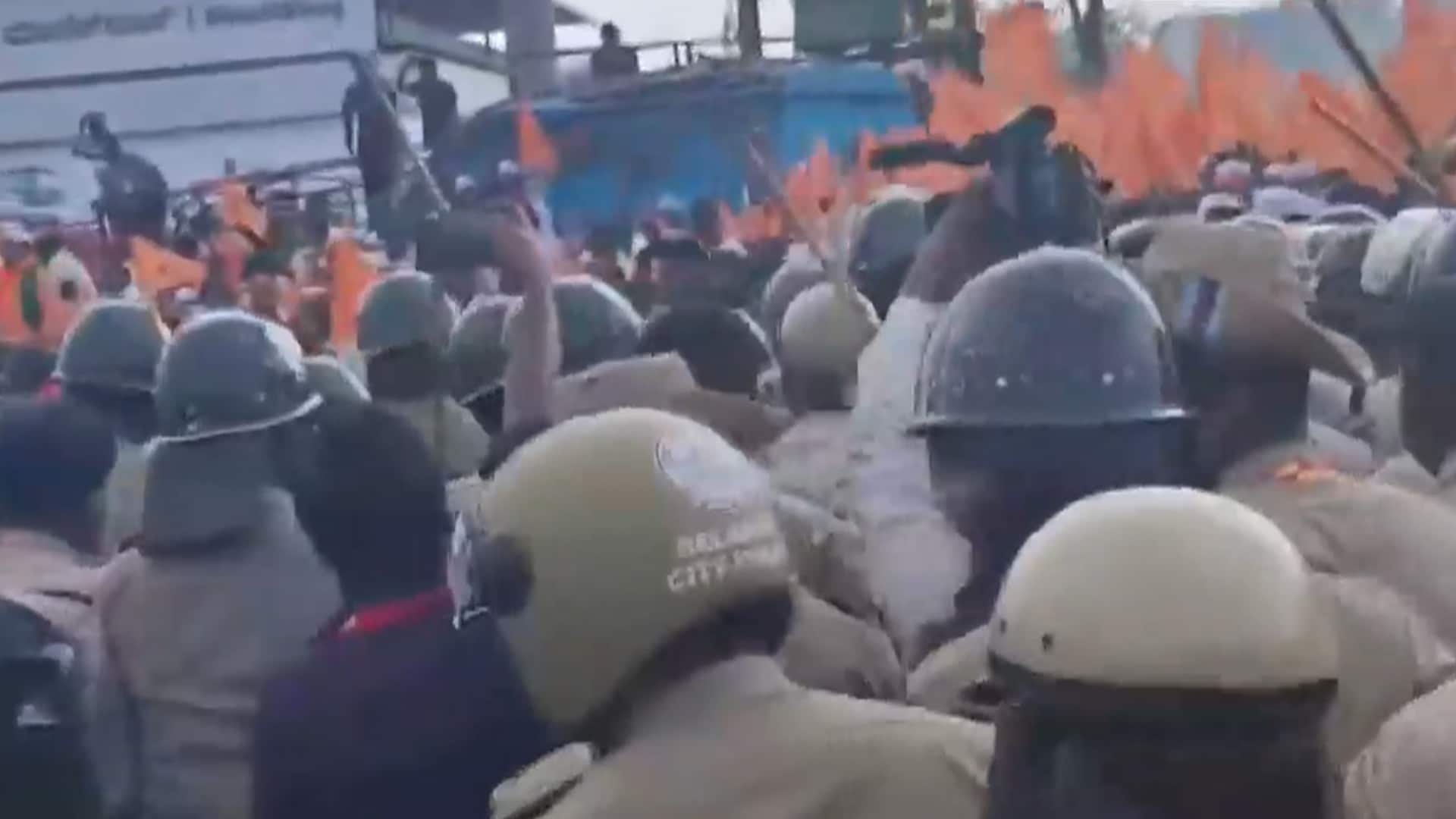 Karnataka: Protests over Lingayat community's quota demand turn violent