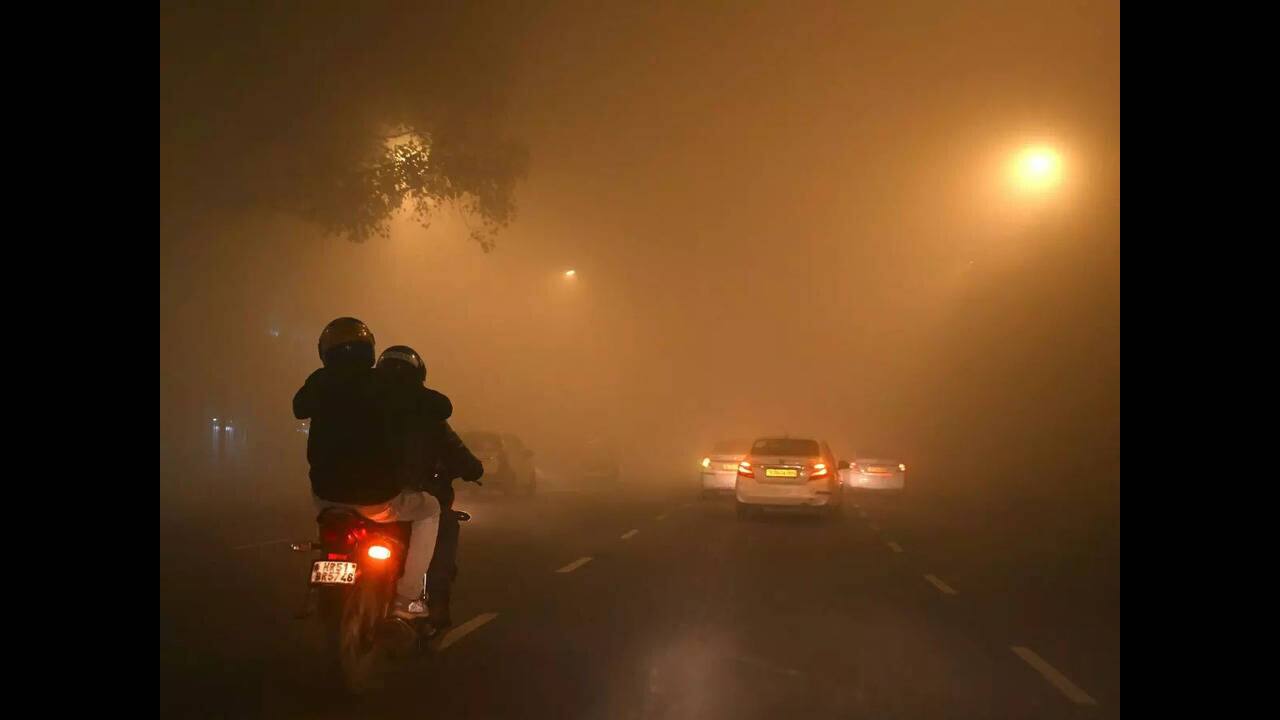 What caused the recent unprecedented fog in Delhi-NCR