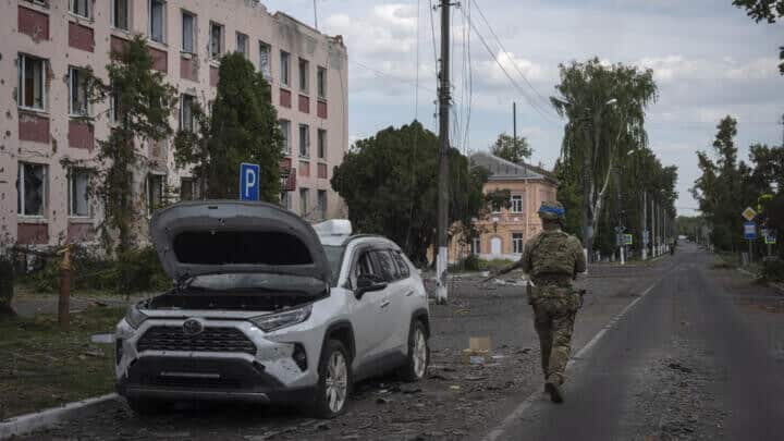 Ukraine, Russia blame each other for missile strike on school