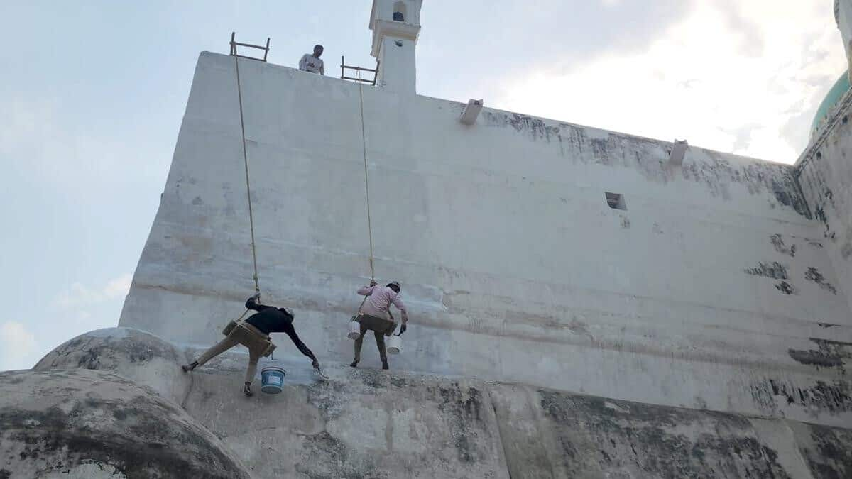 Whitewashing of Jama Masjid in Sambhal underway after HC order