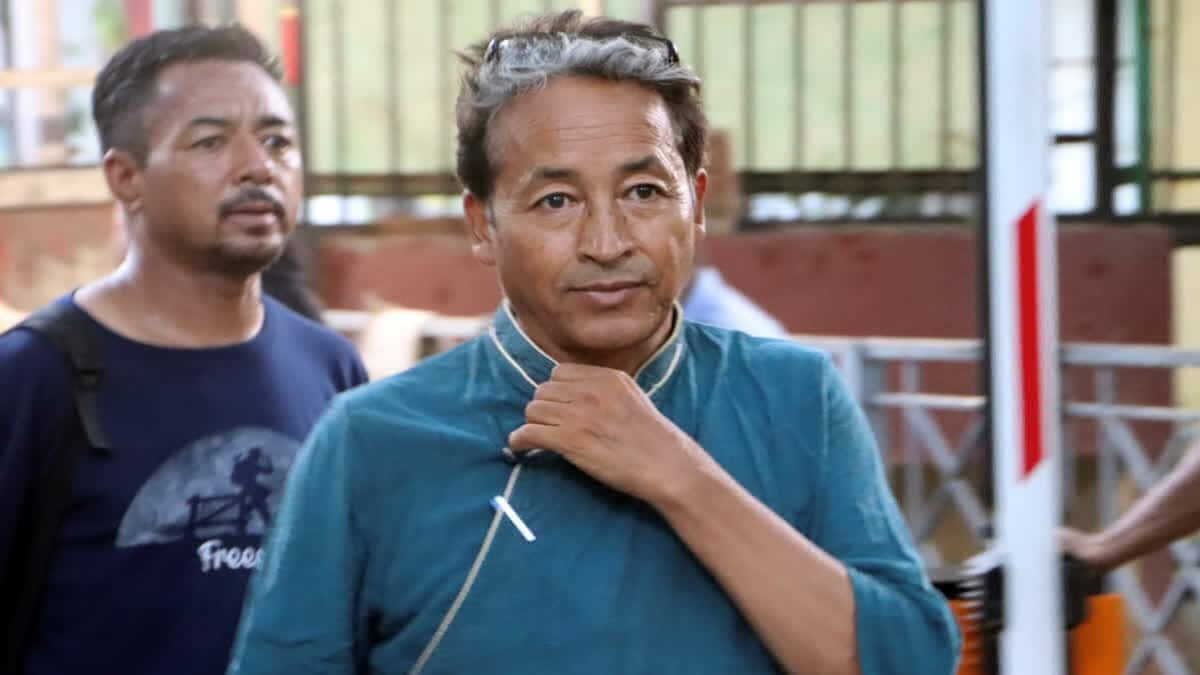 Sonam Wangchuk meets fasting farmer leader Jagjit Dallewal