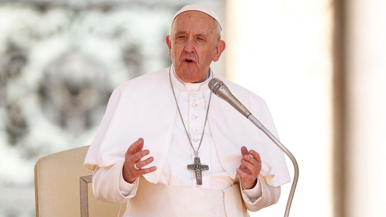 Pope Francis suffers '2 episodes of acute respiratory failure'