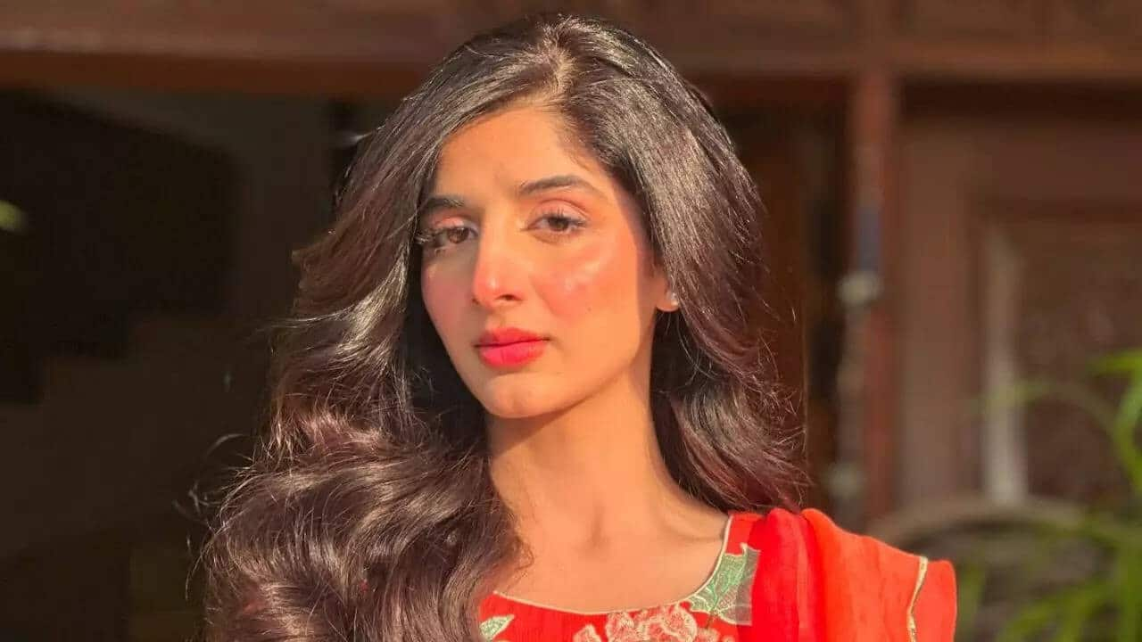 Mawra had 3 Bollywood films signed after 'Sanam...'—know what happened