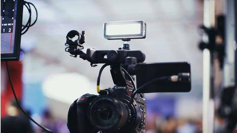 Maharashtra: Film crew members booked for flouting COVID-19 norms Maharashtra: Film crew members booked for flouting COVID-19 norms