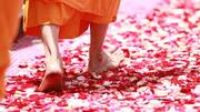 How to practice walking meditation