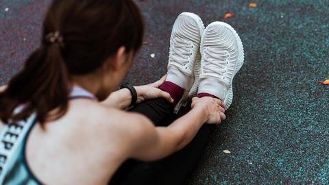 5 pre-workout stretches you must do 5 pre-workout stretches you must do