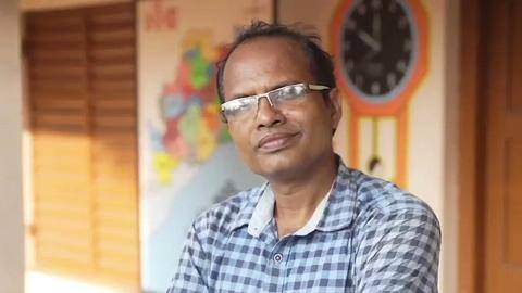 Odisha headmaster arrests dropout rate with unique teaching style Odisha headmaster arrests dropout rate with unique teaching style