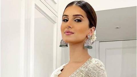 Tara Sutaria signs first solo venture, set to be thriller Tara Sutaria signs first solo venture, set to be thriller
