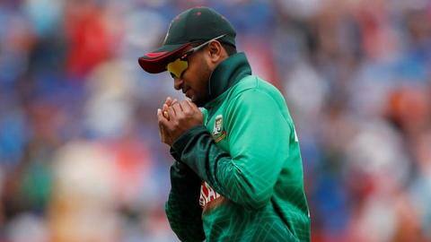 Shakib Al Hasan apologizes for disrespectful behavior in DPL match Shakib Al Hasan apologizes for disrespectful behavior in DPL match