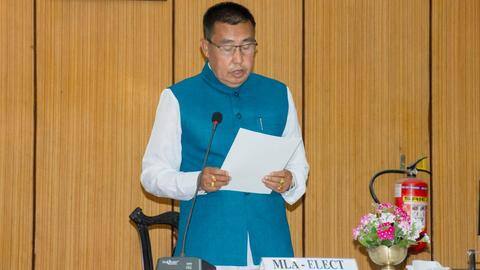 All newly elected representatives sworn in as MLAs in Manipur All newly elected representatives sworn in as MLAs in Manipur