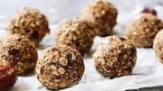 Keep hunger at bay with these no-bake oat balls 