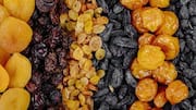 Raisins v/s figs: Comparing their nutrition
