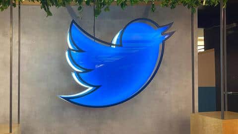 Twitter rolls out new upvote-downvote system test for tweet replies Twitter rolls out new upvote-downvote system test for tweet replies