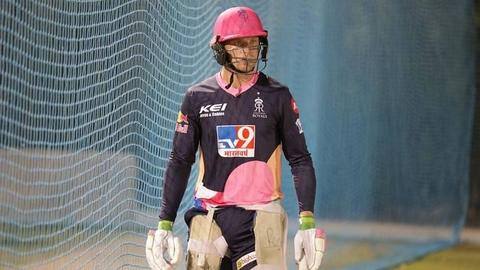 IPL: Eight England players return to UK, will begin quarantine IPL: Eight England players return to UK, will begin quarantine