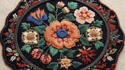 How to create embroidered wall art 