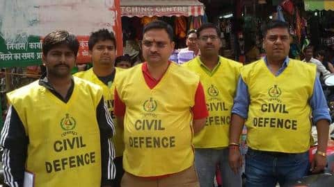 Delhi: Civil Defense volunteers injured in scuffle at traffic stop Delhi: Civil Defense volunteers injured in scuffle at traffic stop