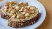 How to make this almond and date toast