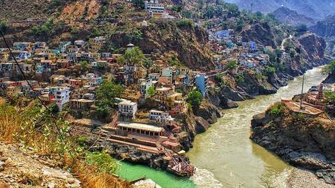 Uttarakhand tightens restrictions in view of COVID-19 surge Uttarakhand tightens restrictions in view of COVID-19 surge