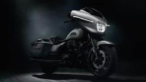 The 2023 CVO Street Glide retains the iconic batwing fairing