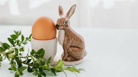 How did rabbits get connected to Easter?