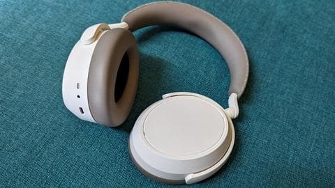 Among the best wireless headphones around Rs. 35,000 in India