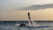 Water sports lovers, you must try hoverboarding 