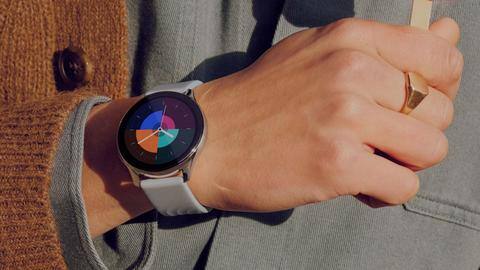 OnePlus Watch's update brings Always-on Display and camera shutter control OnePlus Watch's update brings Always-on Display and camera shutter control