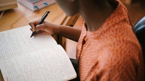 Here are some tips to stay healthy in college Here are some tips to stay healthy in college