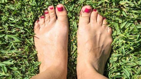 Swollen feet during pregnancy: Effective remedies to relieve the condition Swollen feet during pregnancy: Effective remedies to relieve the condition
