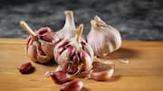 Garlic and heart health: What to know
