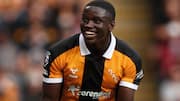 Premier League: Hull City remain unbeaten after Aston Villa stalemate