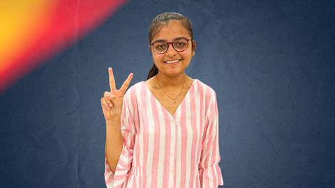 2 UP girls score perfect 500/500 marks in class 12th 2 UP girls score perfect 500/500 marks in class 12th